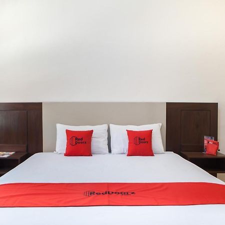 Reddoorz Plus Near Mall Roxy Banyuwangi Banyuwangi  Eksteriør billede