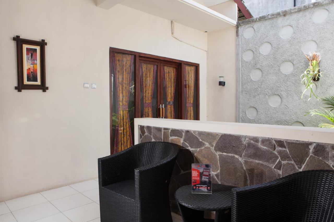 Reddoorz Plus Near Mall Roxy Banyuwangi Banyuwangi  Eksteriør billede